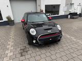MINI Cooper S JCW Paket, JCW Auspuff+Klappensteuerung - MINI MINI: Schwarz