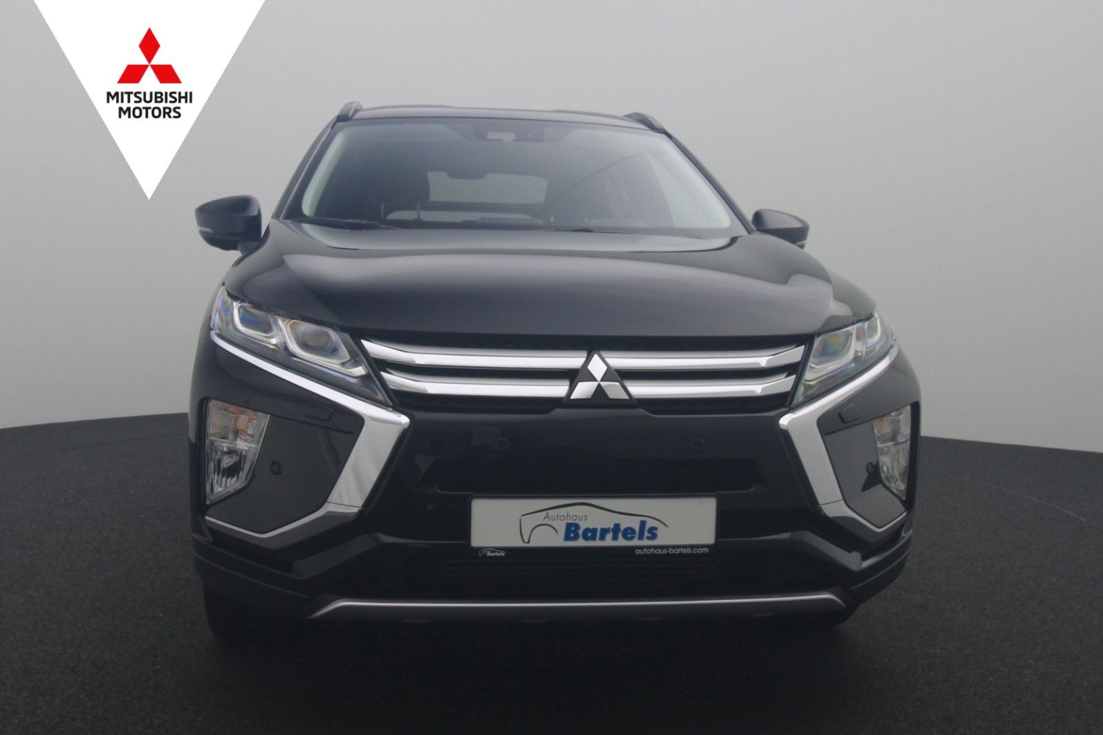 Fahrzeugabbildung Mitsubishi Eclipse Cross 1.5 Intro Edition AHK 360° LED