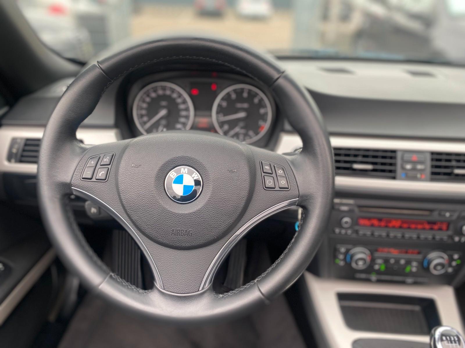 BMW 318i Cabrio Xenon Leder Sitzheizung Einparkhilfe