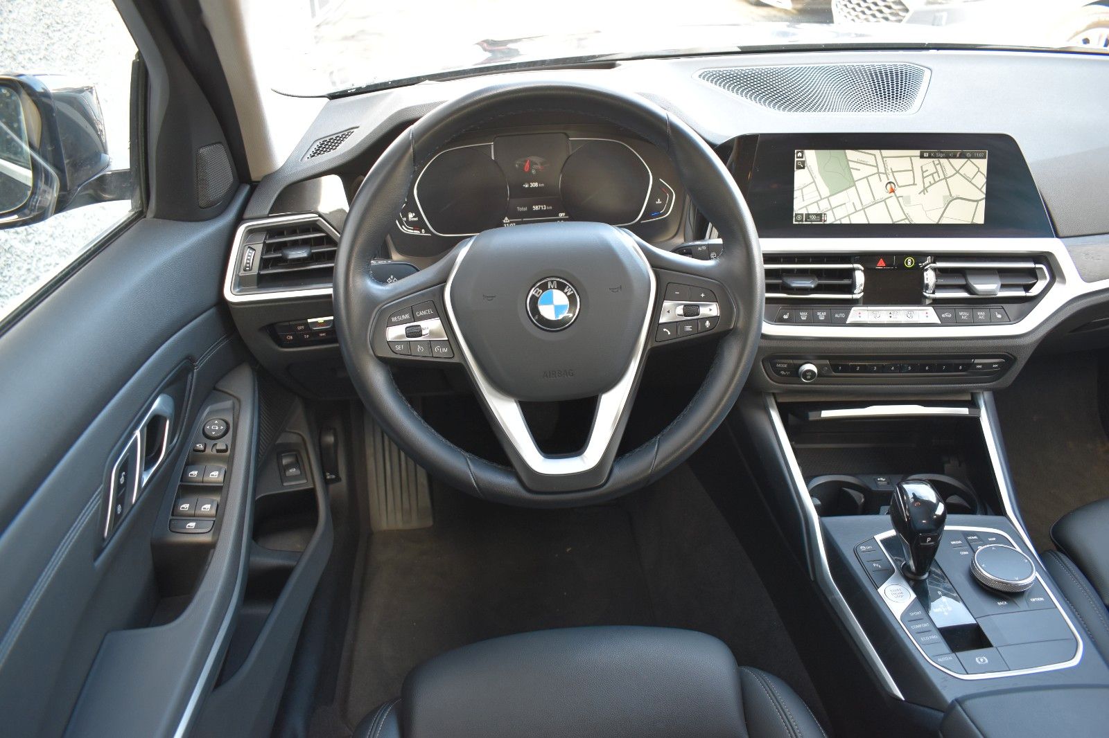 BMW 320 d Touring Advantage*HEAD-UP*LED*NAVI*T-LEDER foto 2