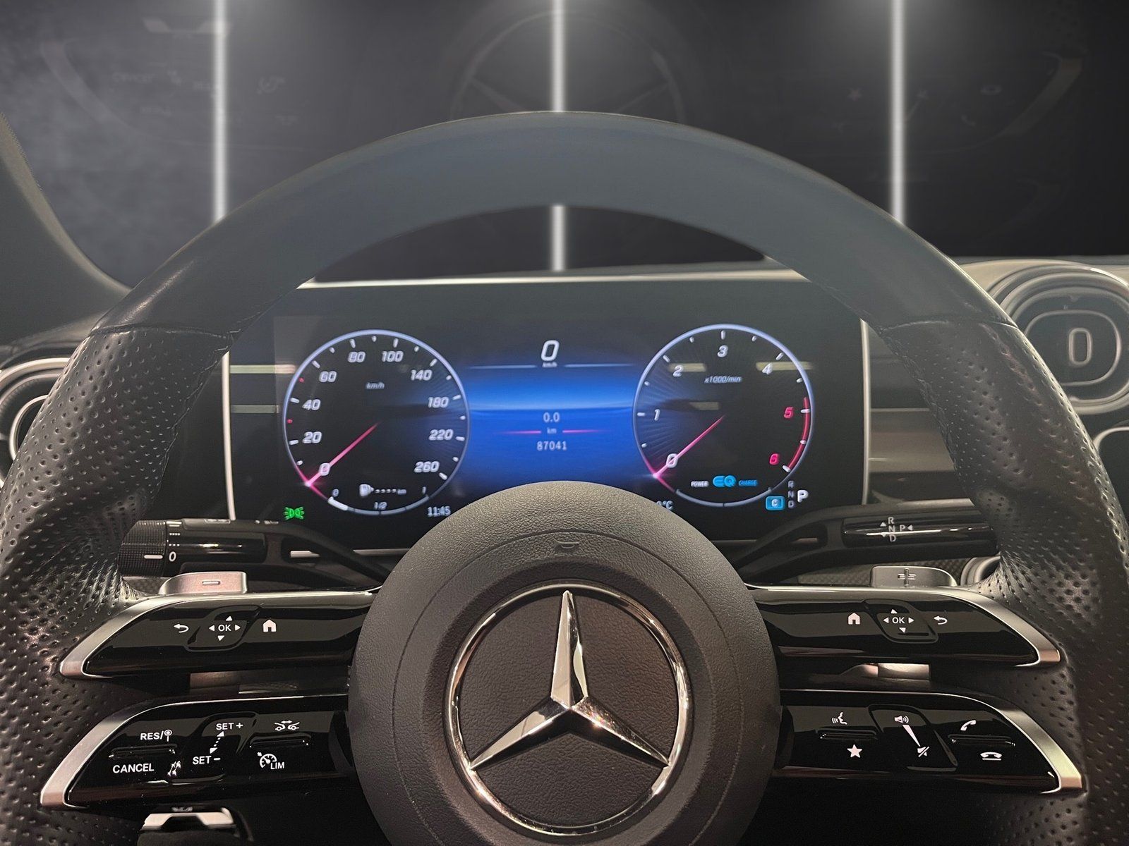 Fahrzeugabbildung Mercedes-Benz C 300 d 4M AMG*Pano*Distro*DiGi*360*Night*Sound*