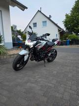 Kawasaki  Z900  Top gepflegt & Garantie bis 11/26