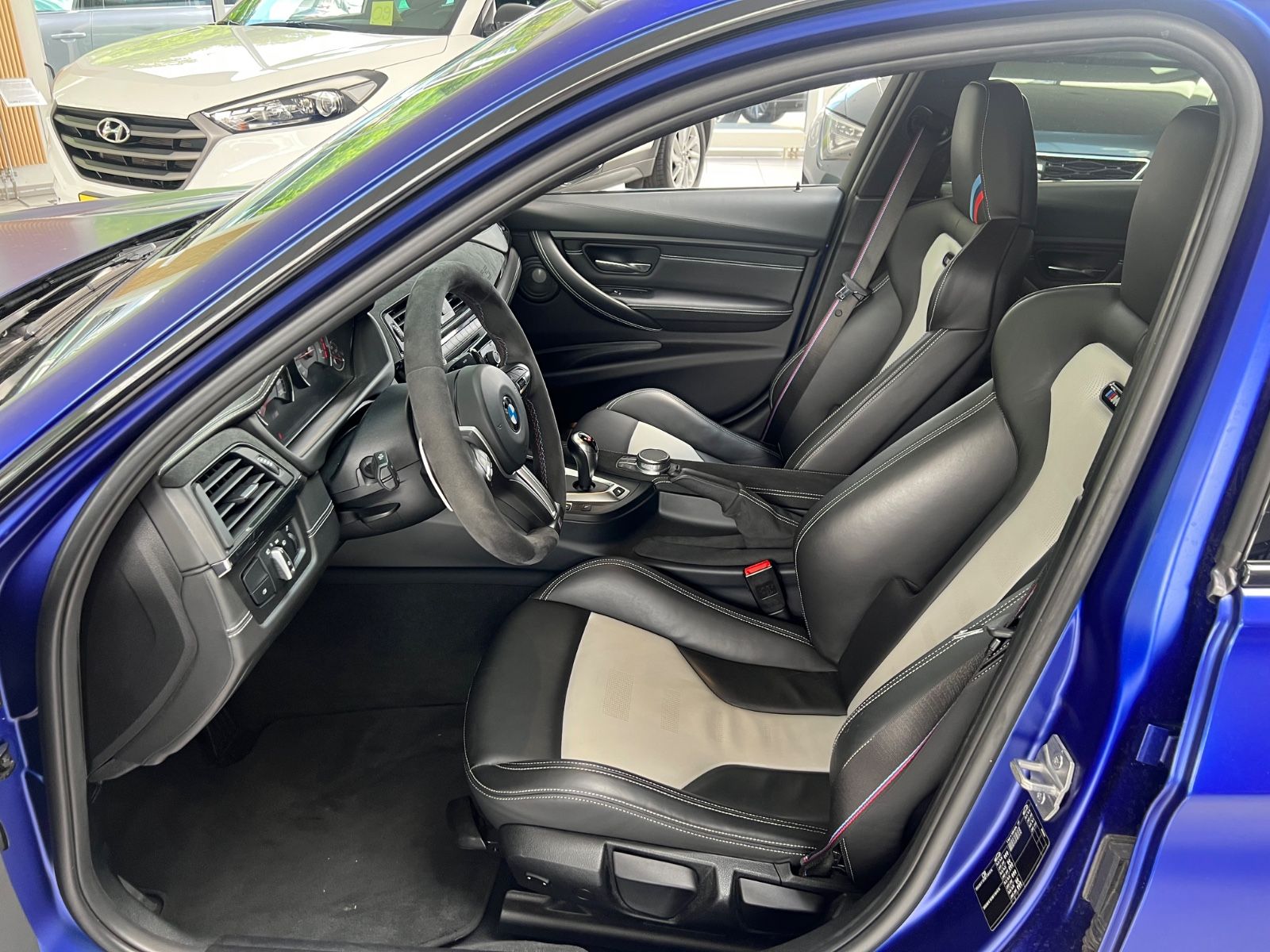 Fahrzeugabbildung BMW M3 CS F80 1 of 1200*Deutsch.Fzg*FROZEN DARK BLUE