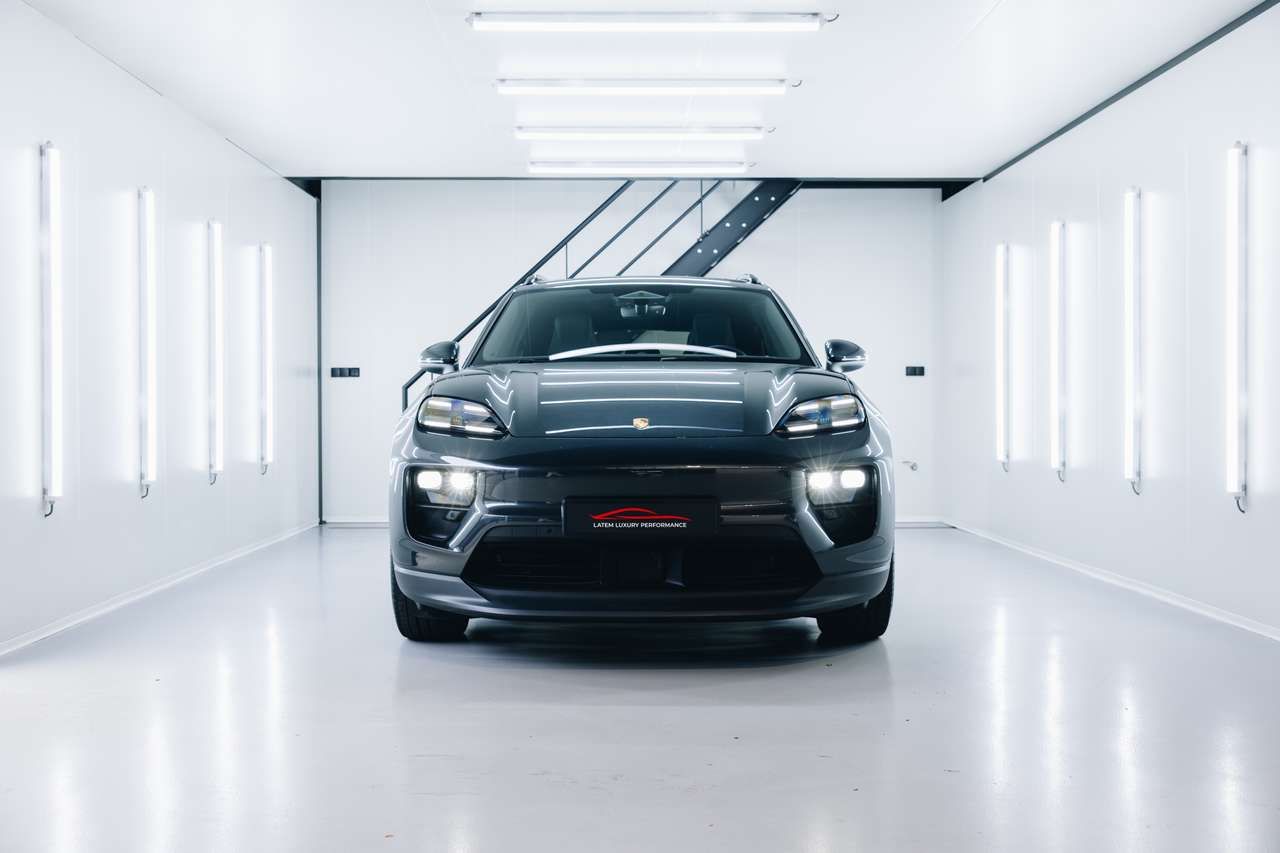 Porsche Macan 4 Electric Pano BOSE Trekhaak Luchtvering imagem 2