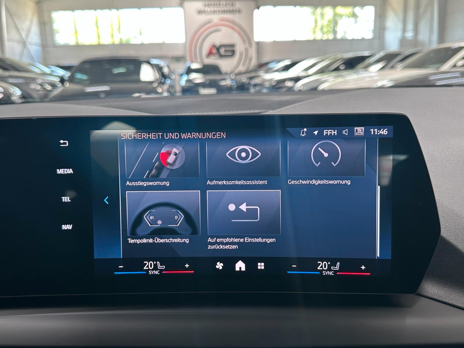BMW 1 Series i M-SPORT LED CARPLAY TOTWINKEL SHZ KAMERA, миниатюра 27