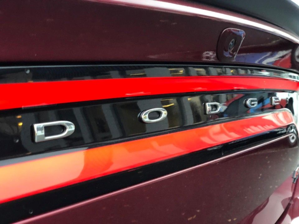 Fahrzeugabbildung Dodge Charger 6.4 SRT Scat Pack + Super TrackPak