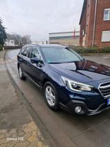 Subaru outback 2.5 l benzin - Subaru Outback aus 2019
