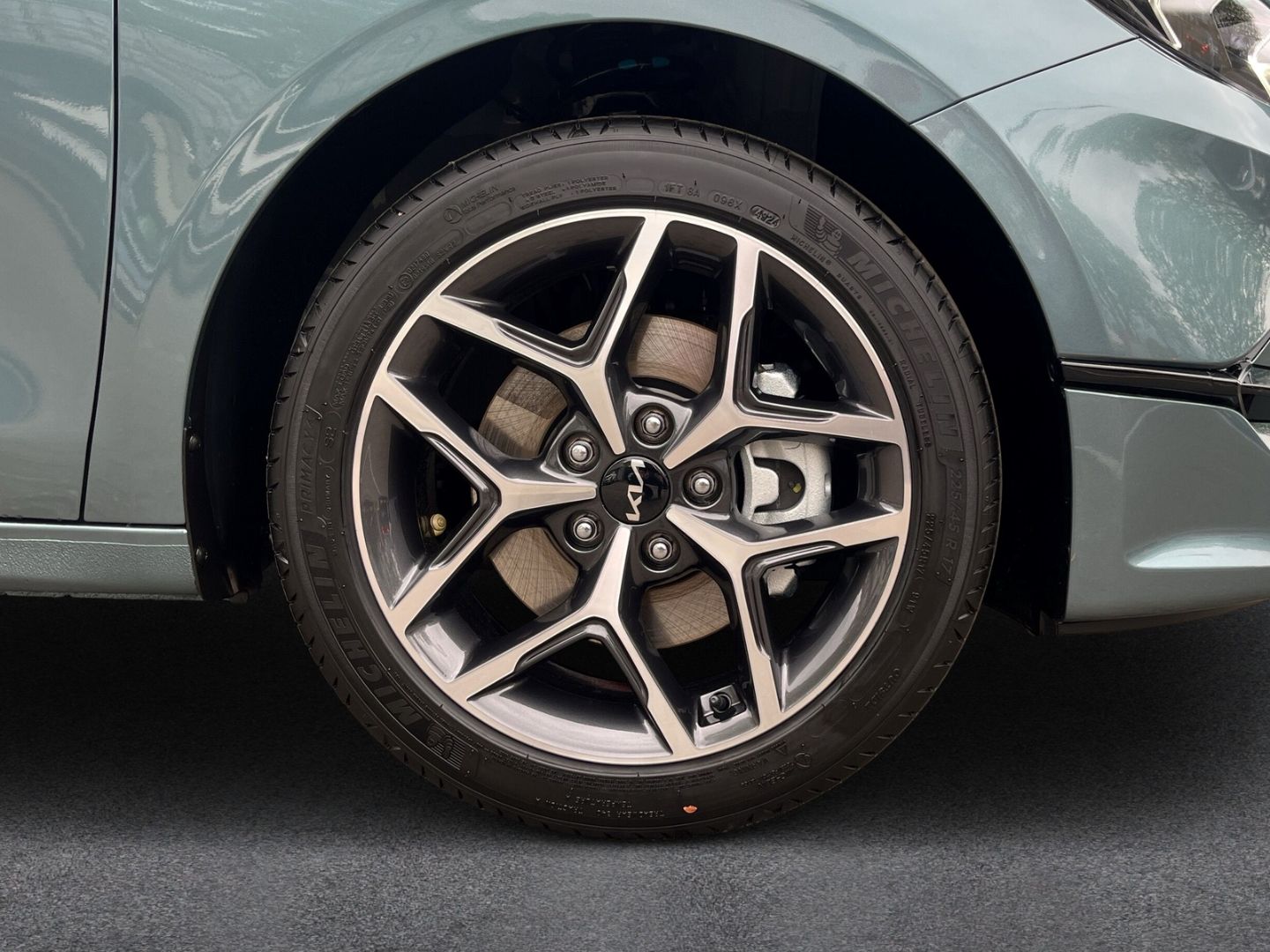 Fahrzeugabbildung Kia Ceed ULTIMATE EDITION 1.0 T-GDI  *STYLE-PAKET*