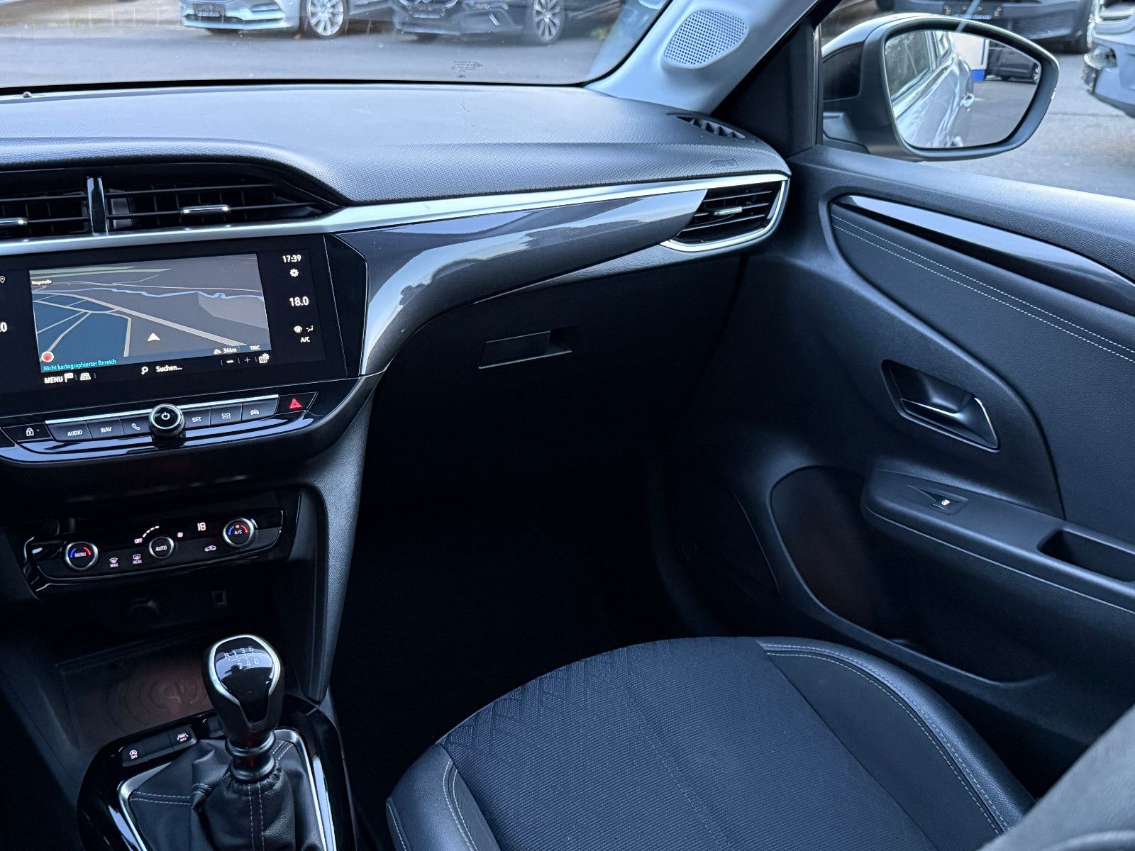 Fahrzeugabbildung Opel Corsa F 1.5 D Elegance GRA LED Navi PDC Kamera