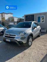 Fiat 500X 1.3 T4 150 CV DCT Cross - silberne Fiat 500L Cross