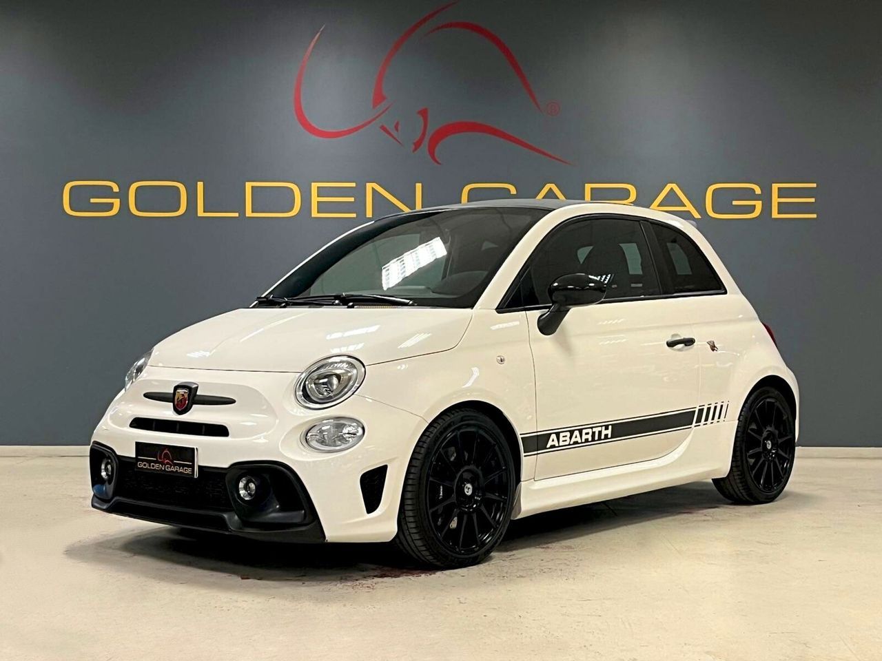 Abarth 595 C 1.4 Turbo T-Jet 180 CV Competizione