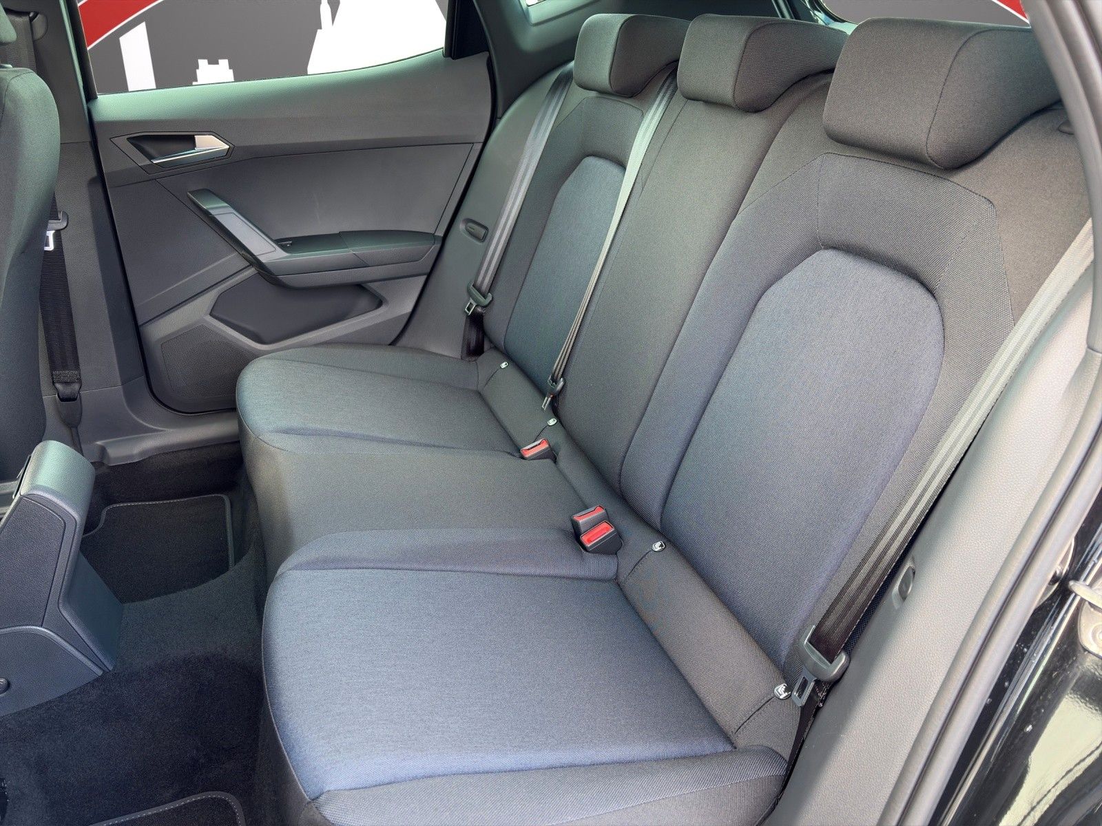 Fahrzeugabbildung SEAT Arona FR 1.0 TSI DSG AHK/ACC/RFK/SHZ/VOLLLED/KES