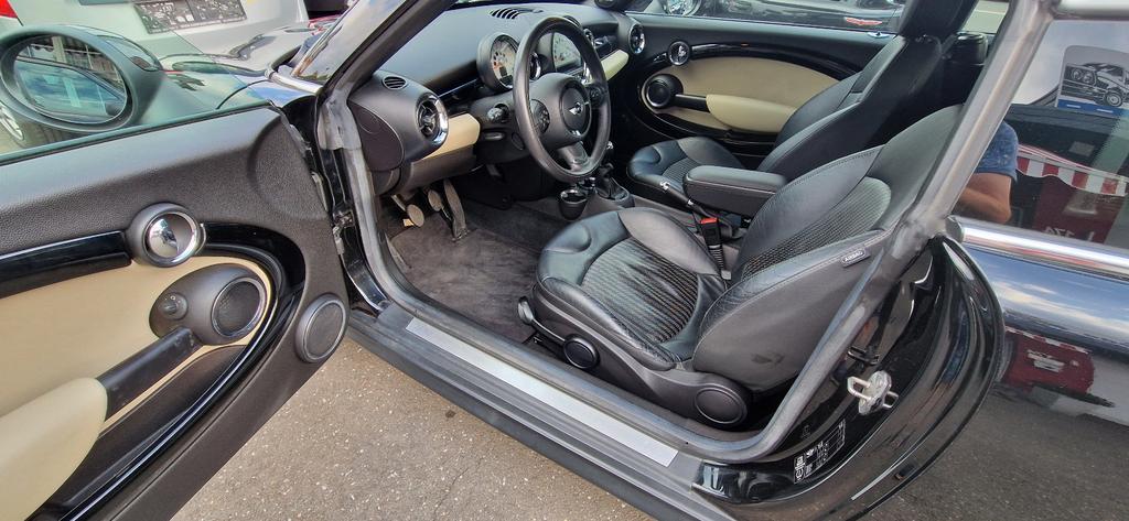 MINI Cooper Coupé