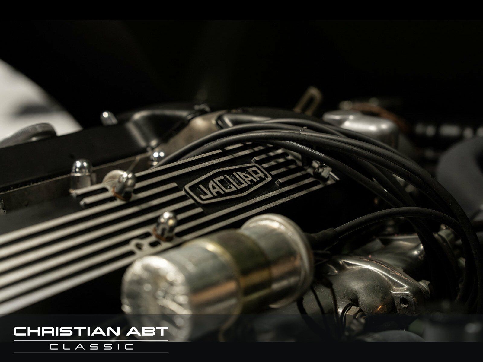 Fahrzeugabbildung Jaguar E-Type 4.2 Serie2 - Wertgutachten Note 1