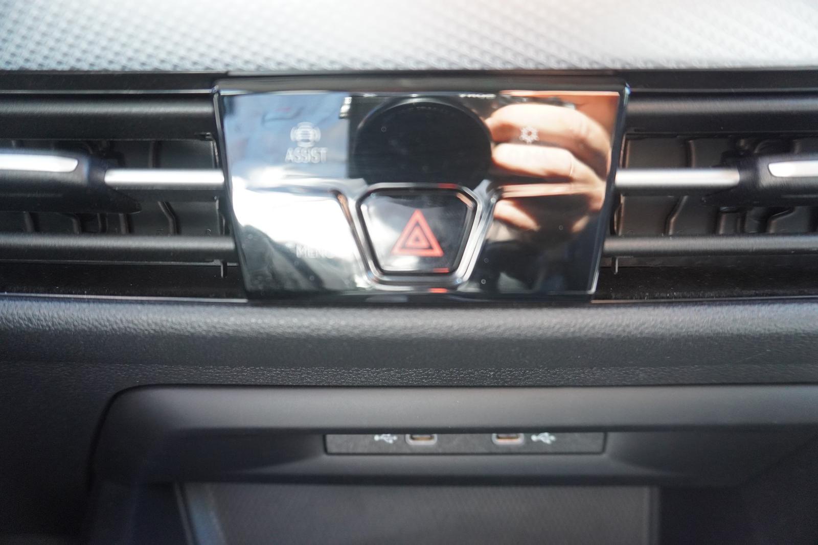 Volkswagen Golf VIII 1.5 eTSI Goal LED Navi App-Connect ACC, миниатюра 26