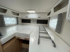 Sunlight T 670S | Hubbett* Automatik**165 PS