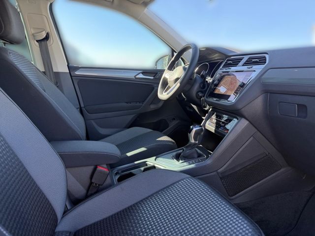 Tiguan Active 1.5 TSI StandHZG AHK-klappbar Navi