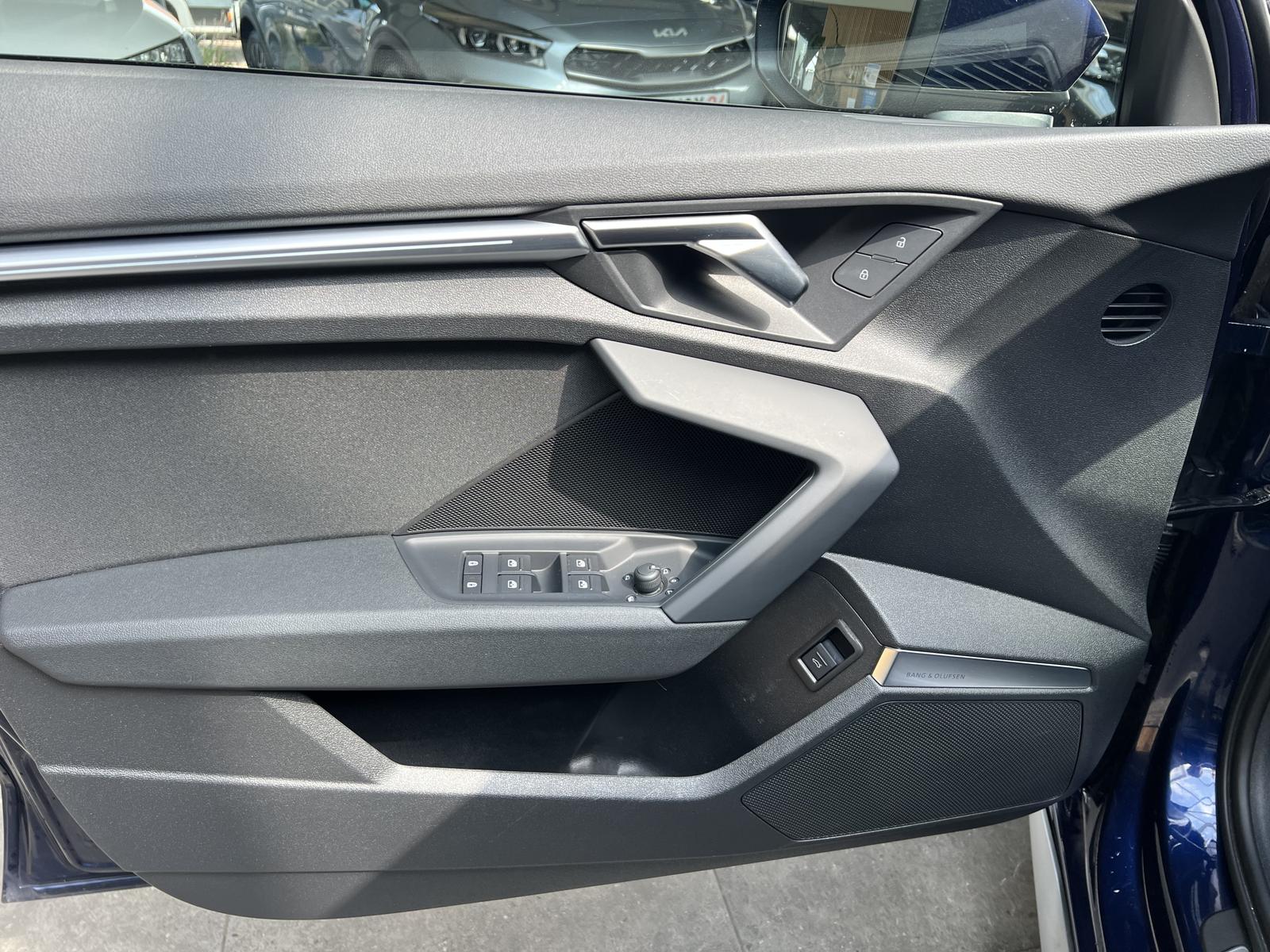 Audi A3 35 TFSI Mild S line Kamera CarPlay B&O Navi, миниатюра 26