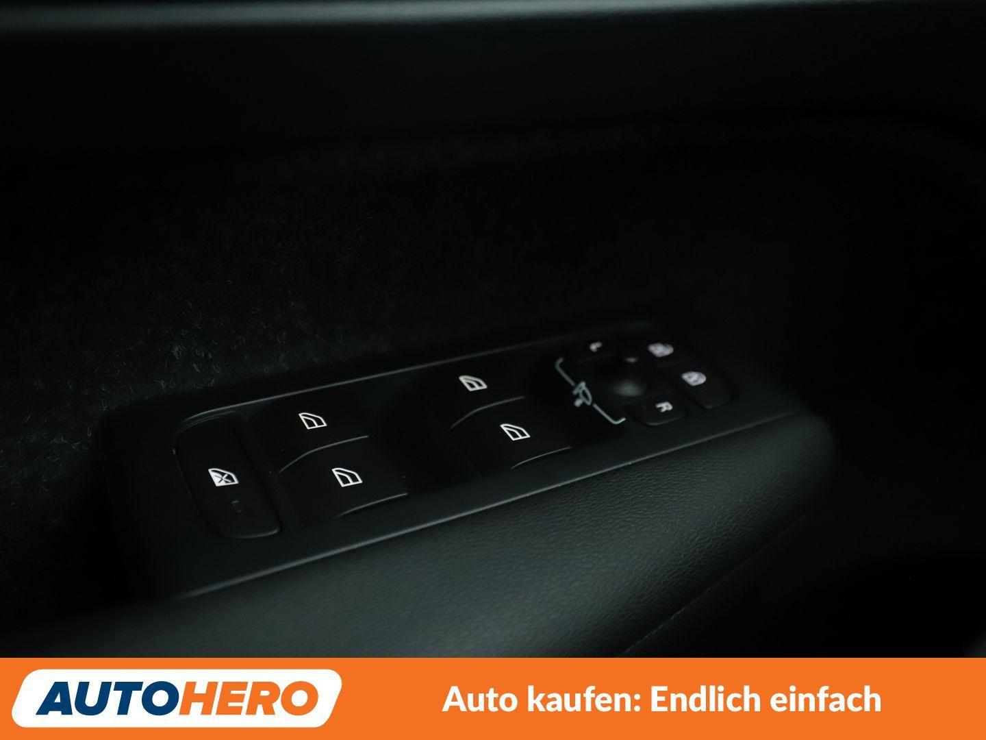 Volvo XC40 2.0 T4 Momentum 2WD Aut.*LED*TEMPO*PDC*