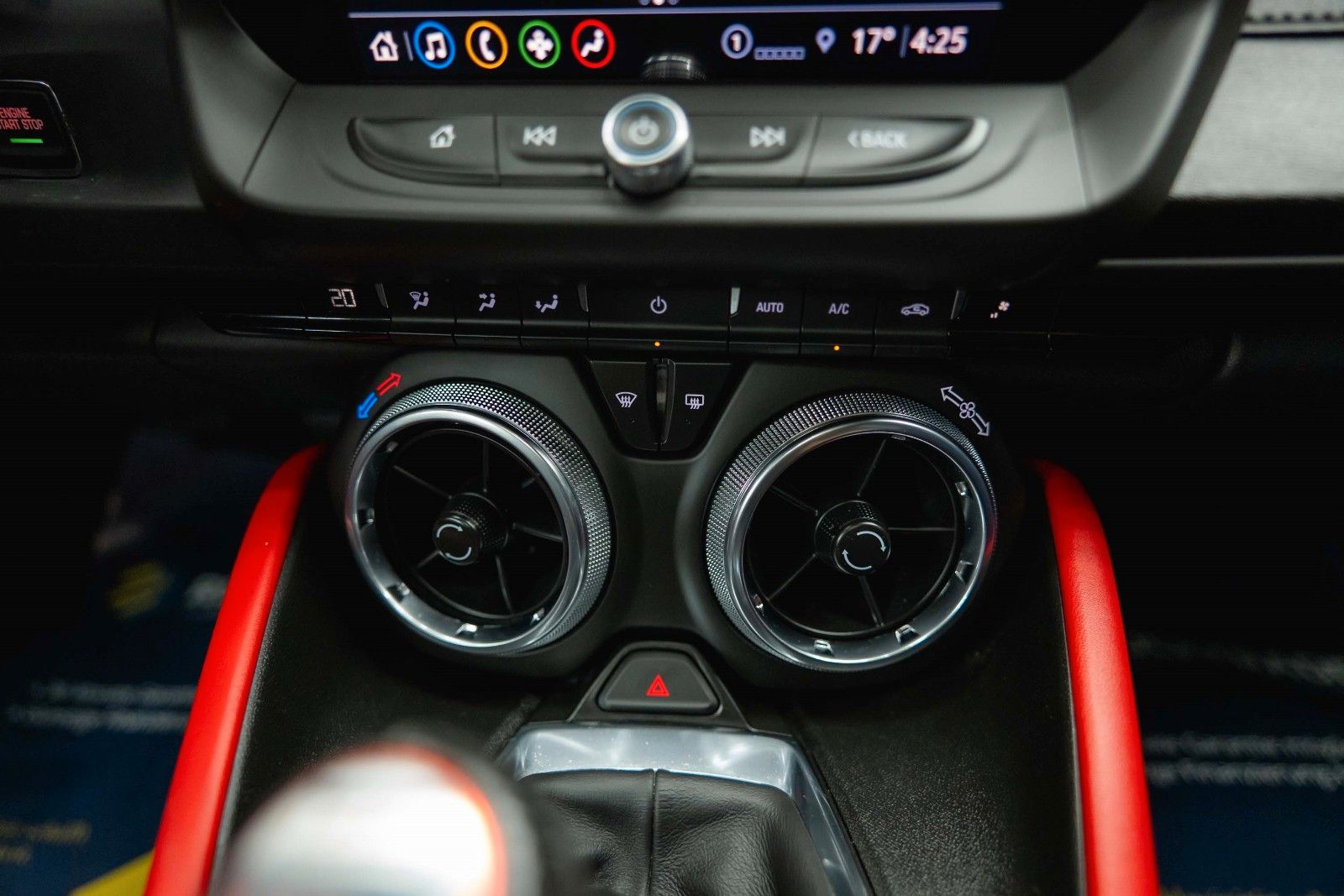 Fahrzeugabbildung Chevrolet Camaro 6.2 SS Coupe ZL1 Performance *6 Gang*LED*