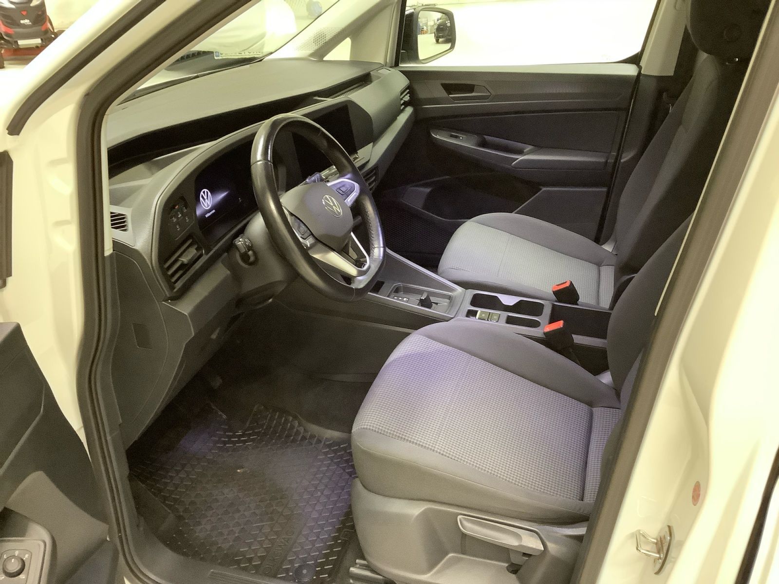 Caddy Cargo 2,0 TDI 90 kW DSG Klima, SHZ, ACC, N