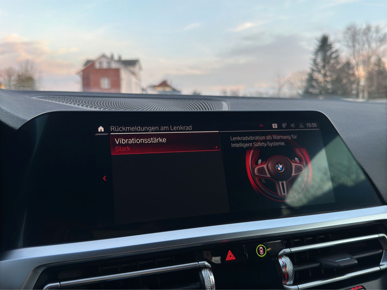 Fahrzeugabbildung BMW M4 Comp. Cabrio xDrive HUD/360°/H&K/Bhz.Lenk