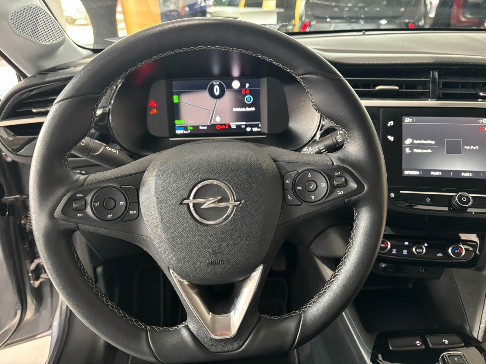 Fahrzeugabbildung Opel Corsa-e F ELEGANCE 3-PHASIG NAVI/LED/KAMERA/DAB+