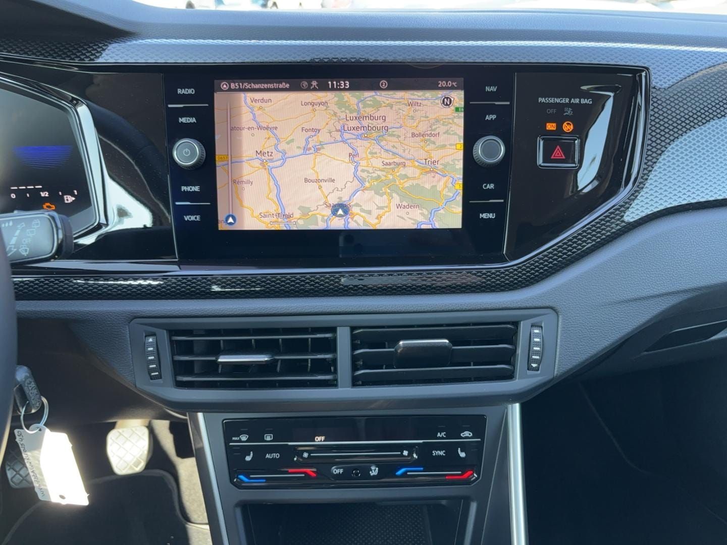 Fahrzeugabbildung Volkswagen Polo Life 1,0 l,Navi,SH,Climatronic,LED,Telefons