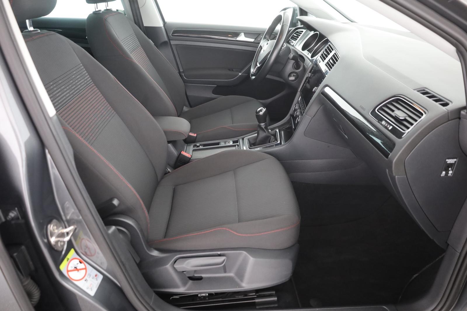 Volkswagen Golf VII Variant 1.4 TSI Sound LED Navi ACC PDC