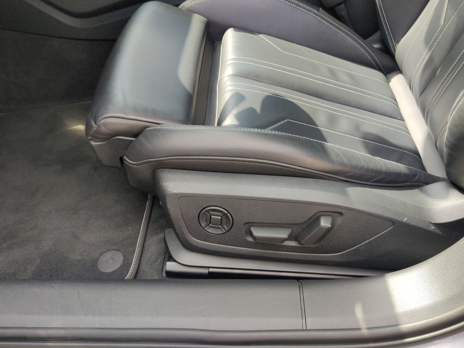 Audi A6 - Bild 23