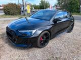 Audi RS3 SB 2.5TFSI quattro V-MAX , CERAMIC - Audi RS3 mit Benzin-Antrieb: Kombi, 2.5