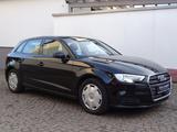 Audi A3 35 TDI Sportback S tronic - Navi,Kamera,Xenon - Audi A3: Allradantrieb