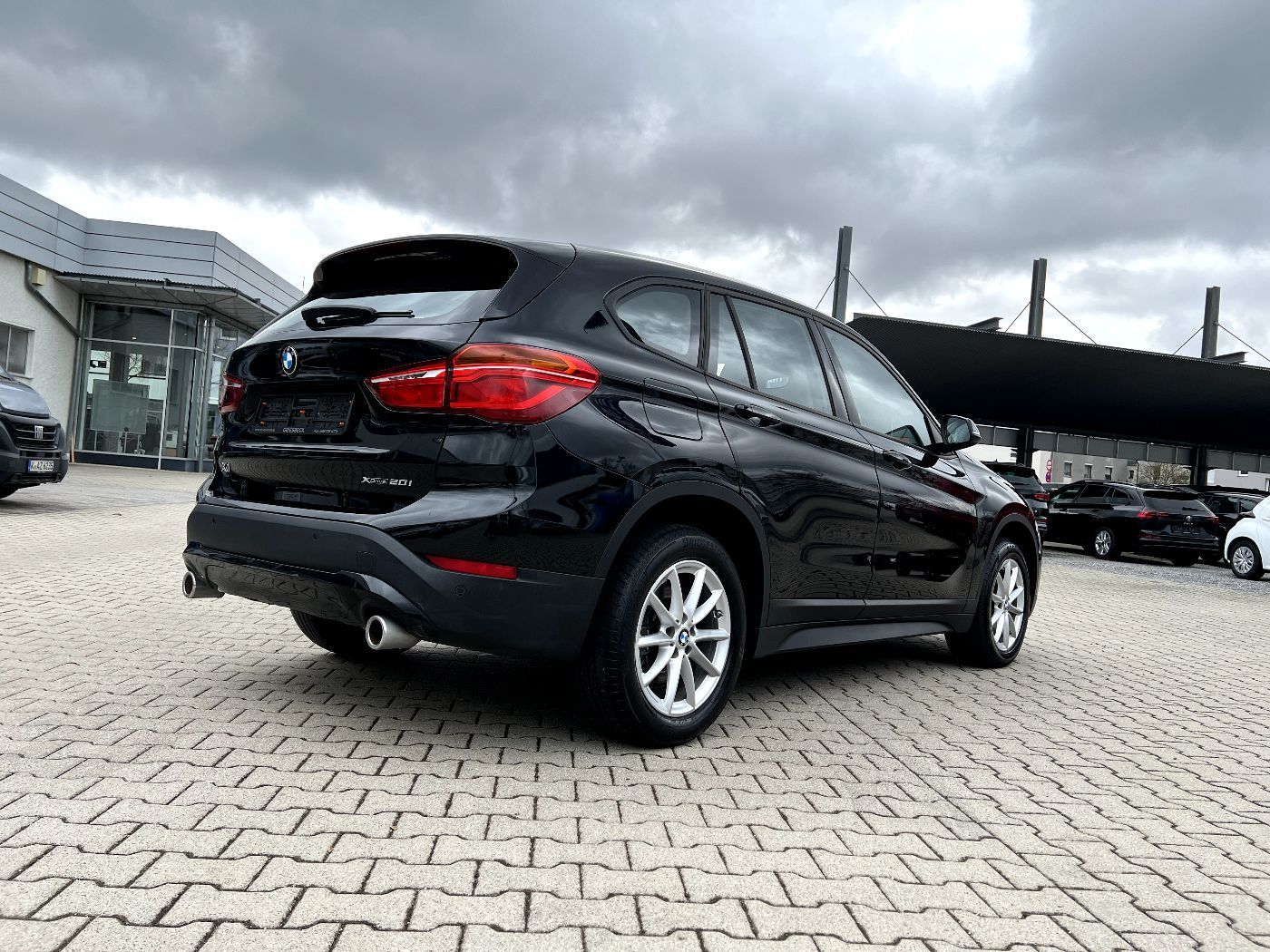 BMW X1 20i xDrive Advantage *Leder Sitzh. DAB PDC* foto 4