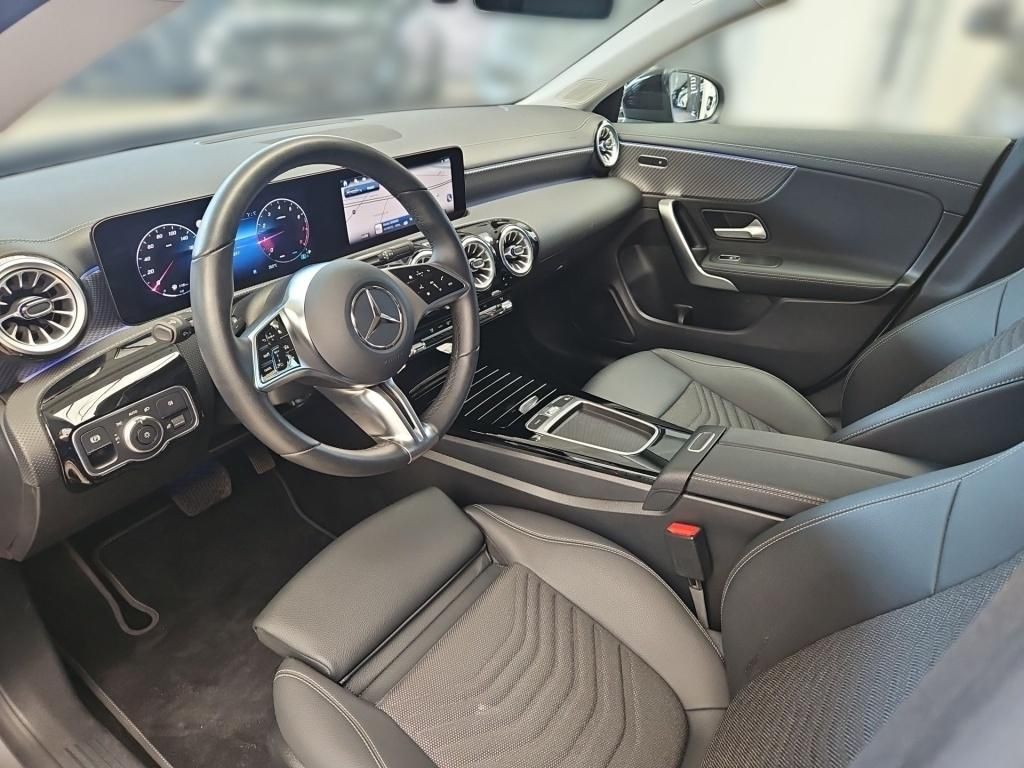 Fahrzeugabbildung Mercedes-Benz CLA 180 SB Progressive Night Totwi. ACC Multib.