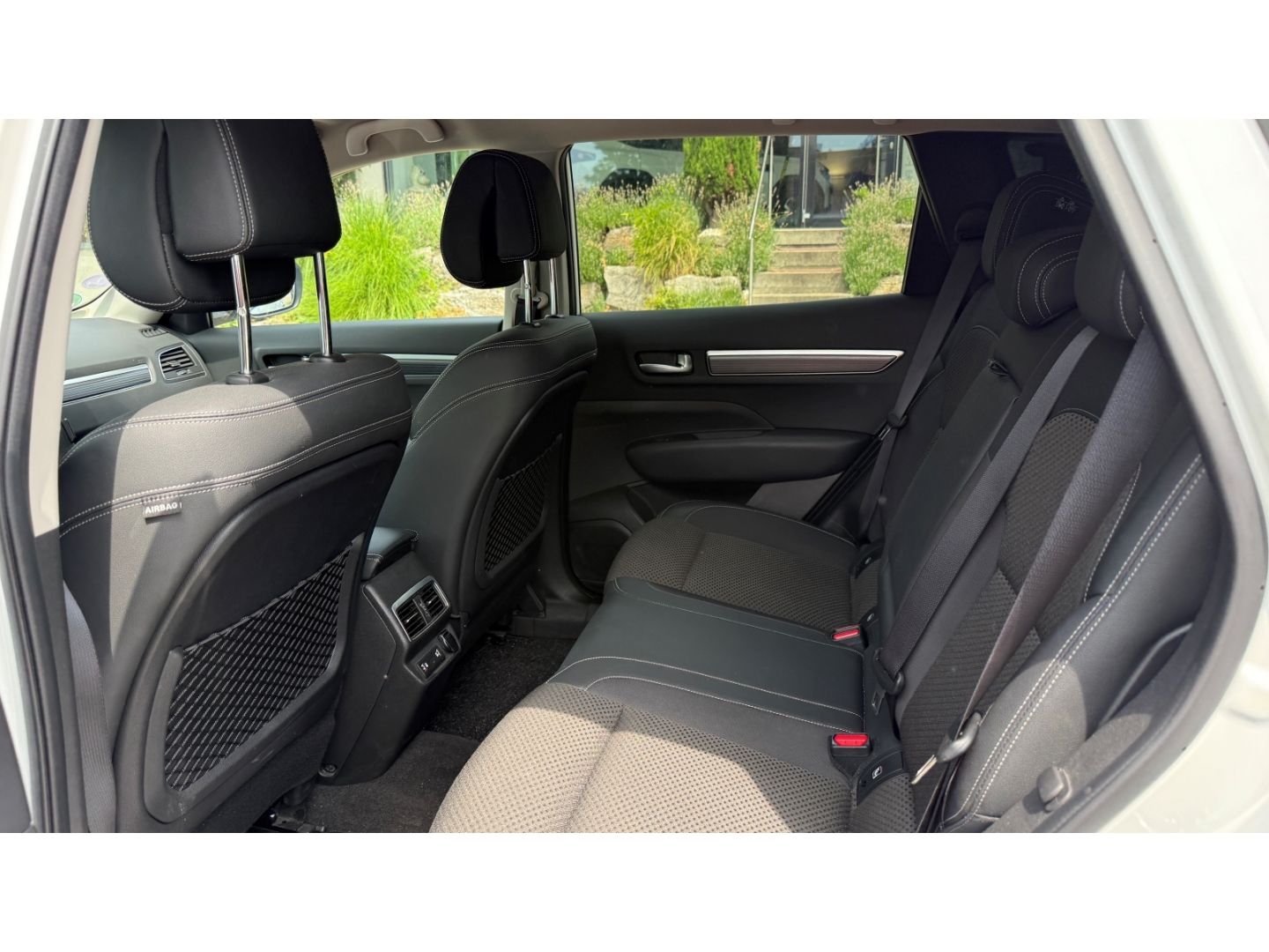Fahrzeugabbildung Renault Koleos Intens TCE 160 EDC Navi Soundsystem LED A