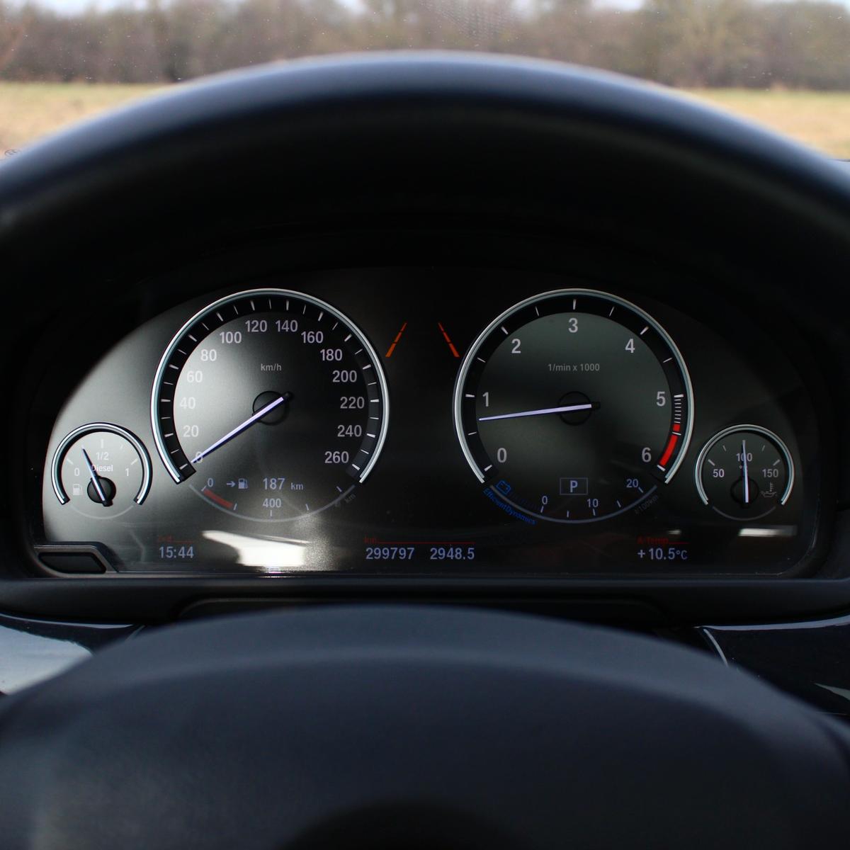 BMW 530d xDrive Touring LCI | Panorama | Scheckheft