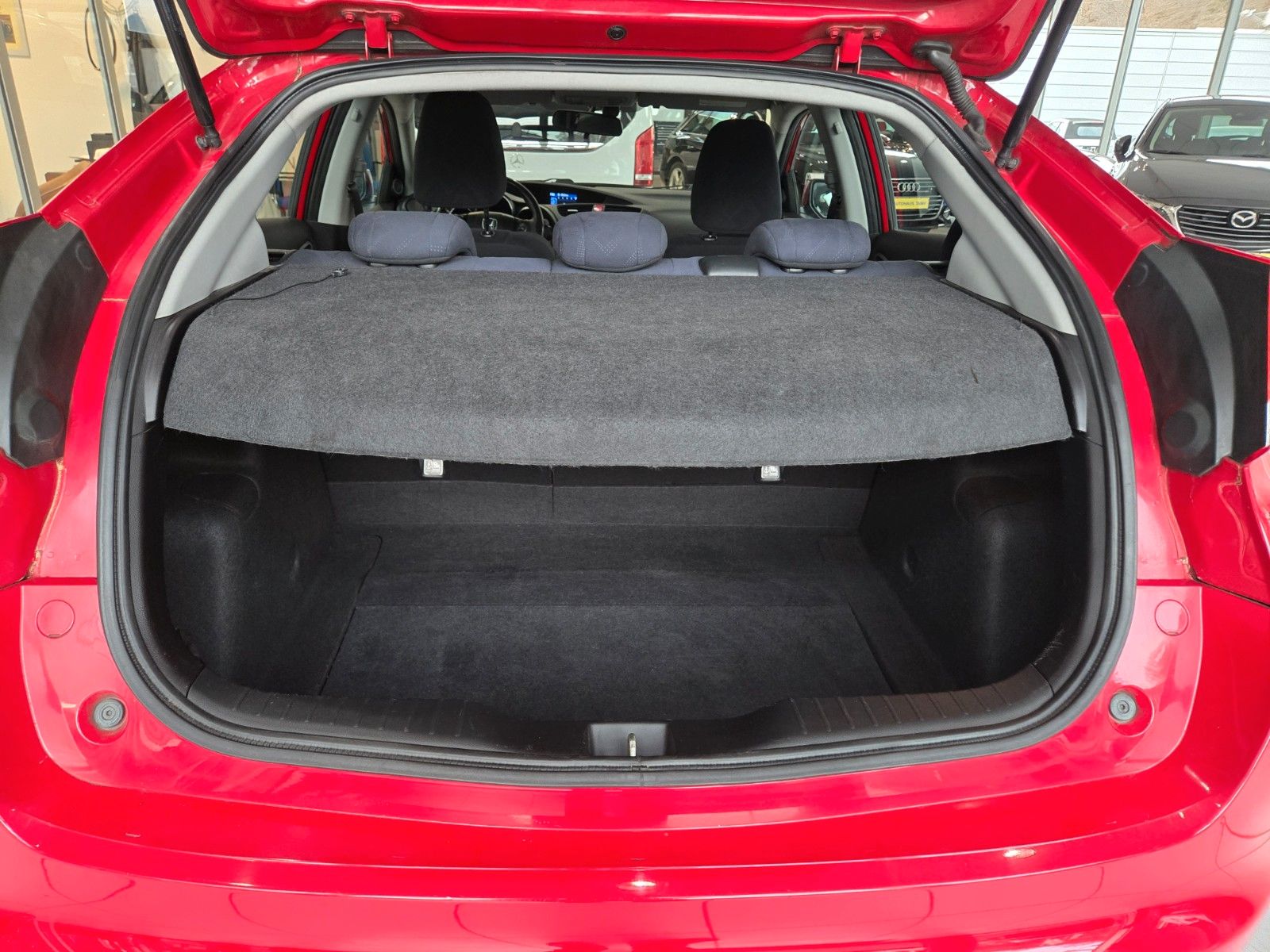 Fahrzeugabbildung Honda Civic Lim. 5-trg. 1.4 Sport