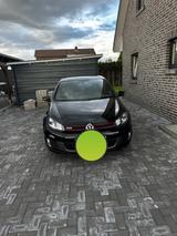 Volkswagen Golf 2.0 TSI GTI adidas GTI - Volkswagen Golf: Adidas