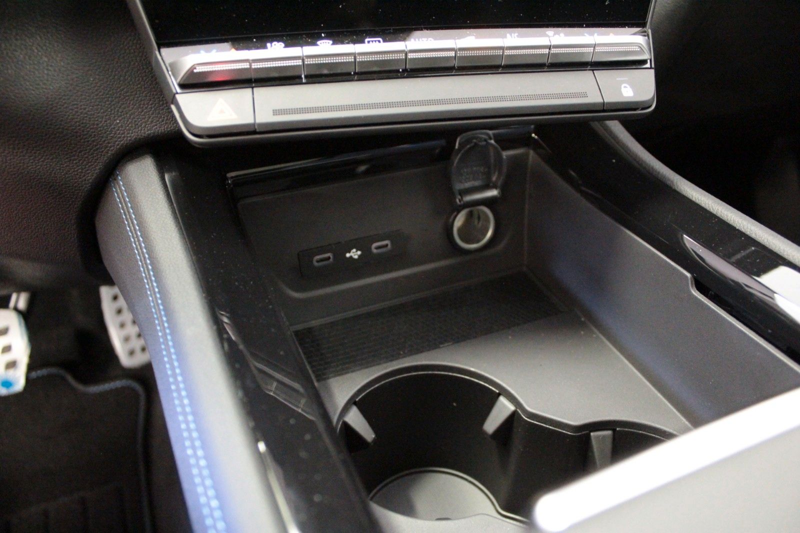 Fahrzeugabbildung Renault Espace E-Tech Full Hybrid 200 Esprit Alpine 5 S.