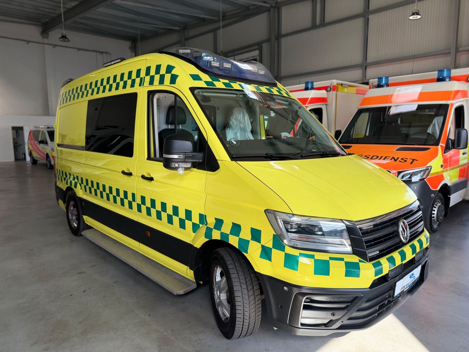 VW Crafter 2.0 RTW/KTW*KRANKENWAGEN*LIEGE*AUTOMATIK