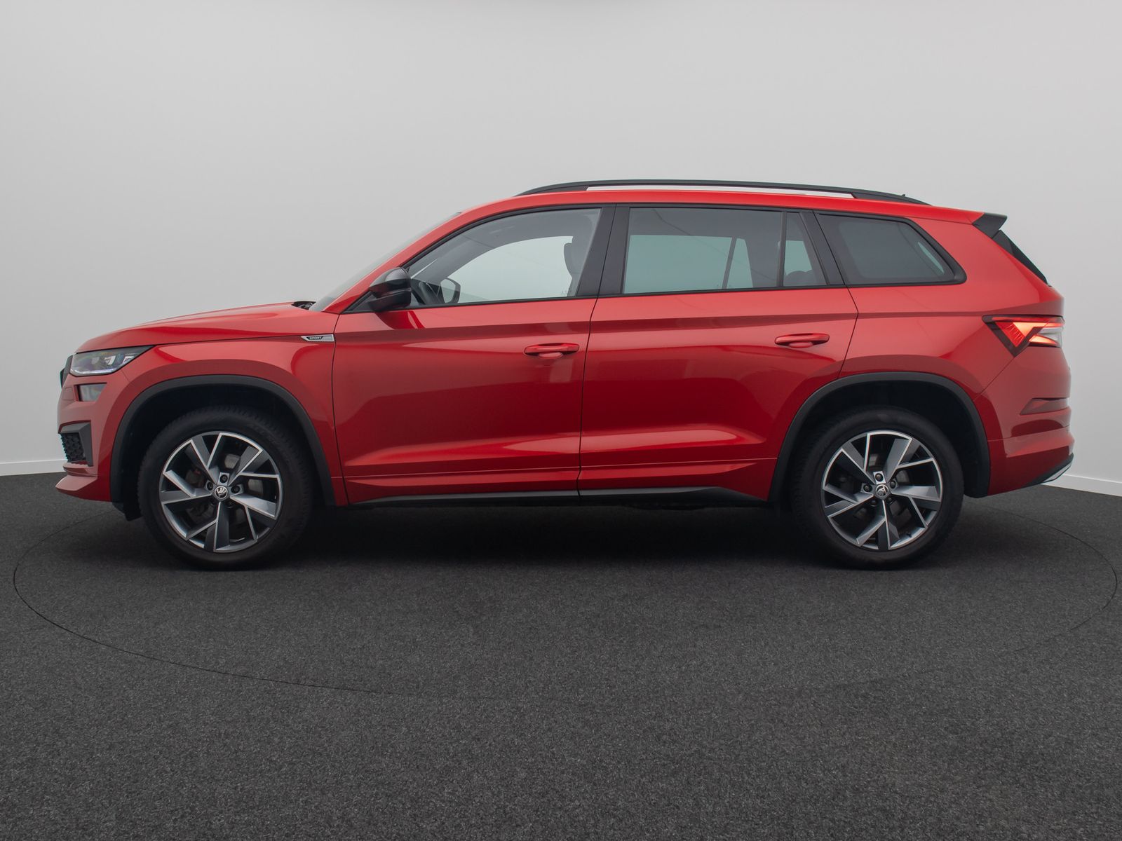 Fahrzeugabbildung SKODA Kodiaq Sportline ACC Kamera Panoram Komfort Voll