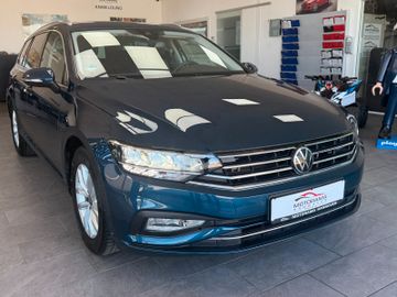 Volkswagen Passat VariantPassat BusinessR.Kamera1.HdCarPlaySHZ V+H