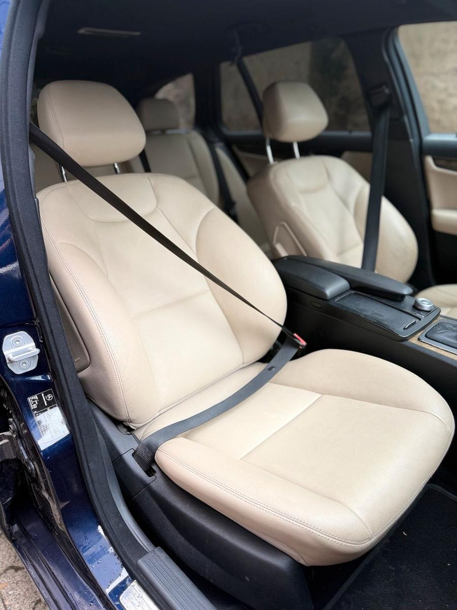 Mercedes-Benz C220 2009 — photo 9
