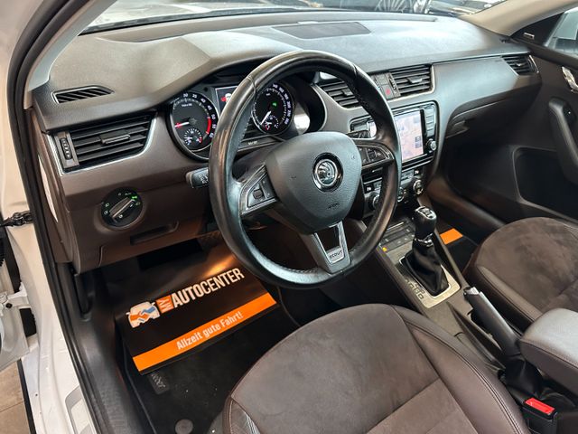 Skoda Octavia Scout*ACC*NAVI*AHK*PANO*2-Zonen*