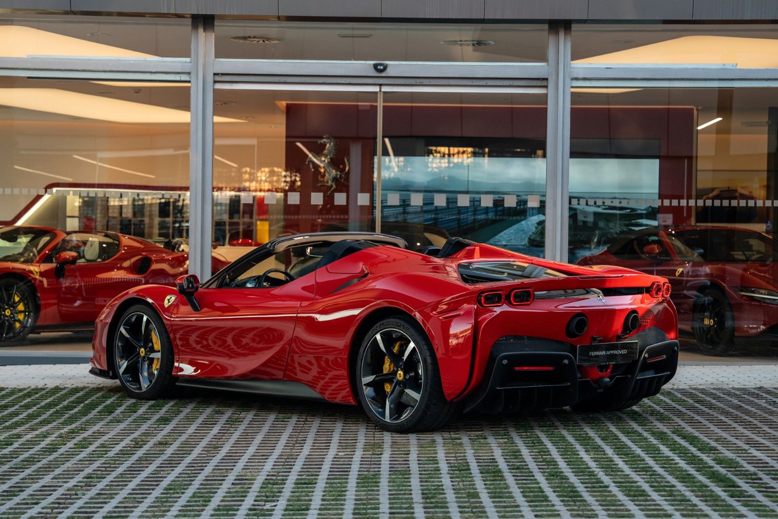 Ferrari SF90 imagem 3