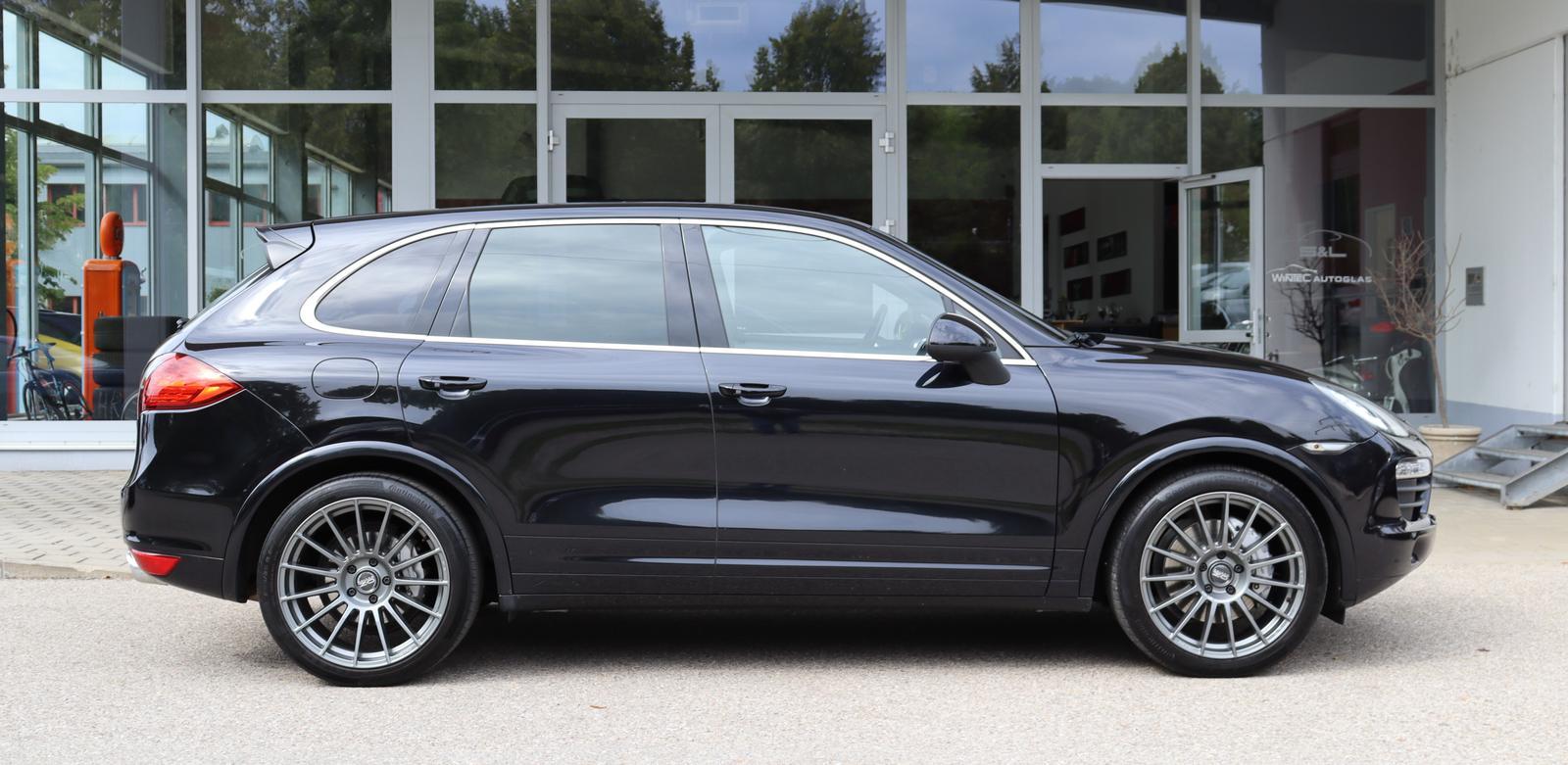 Porsche Cayenne S PANO/ACC/PDLS//LUFT/BOSE