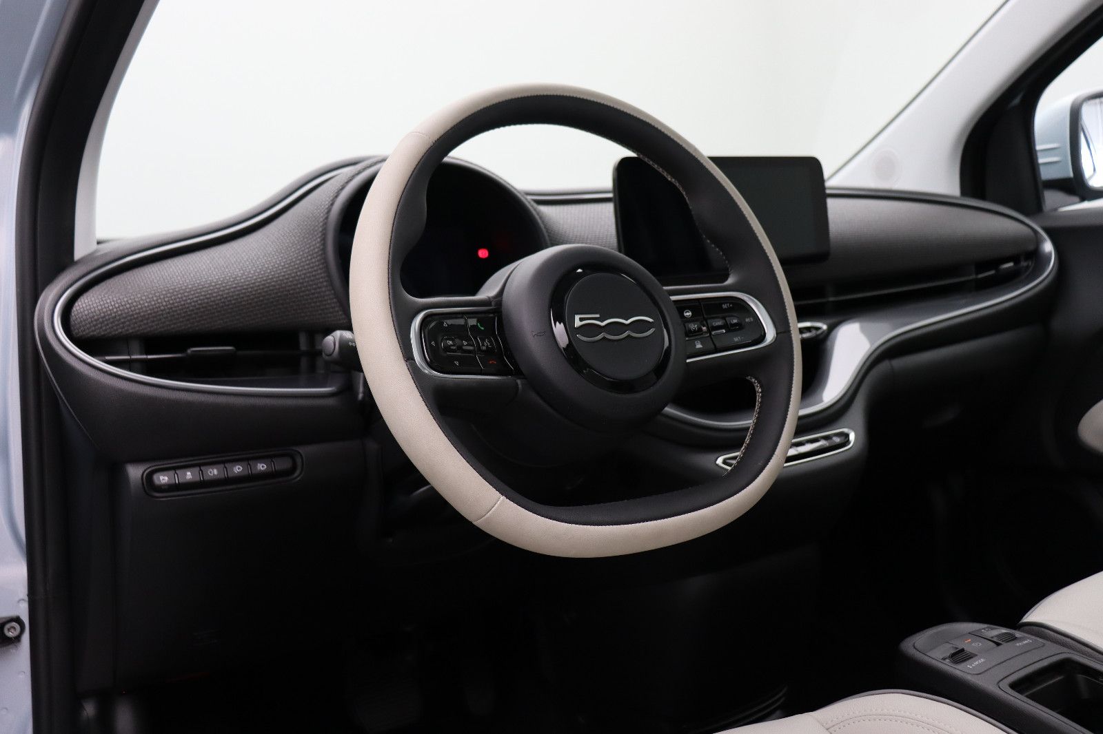 Fahrzeugabbildung Fiat 500e La Prima incl. Wallbox