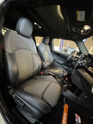 MYAUTOCENTER – Gebraucht- und Jahreswagen mit Werkstattservice in Pfaffenhofen MINI Mini 5-trg. Cooper D *Navi*Pano*