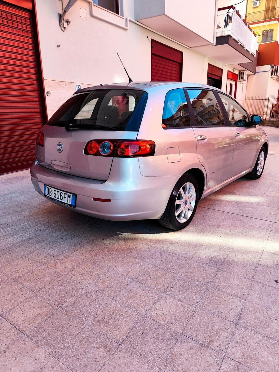 Fiat Croma 2006 — engine 1.796 cm³, 140 HP (103kW)