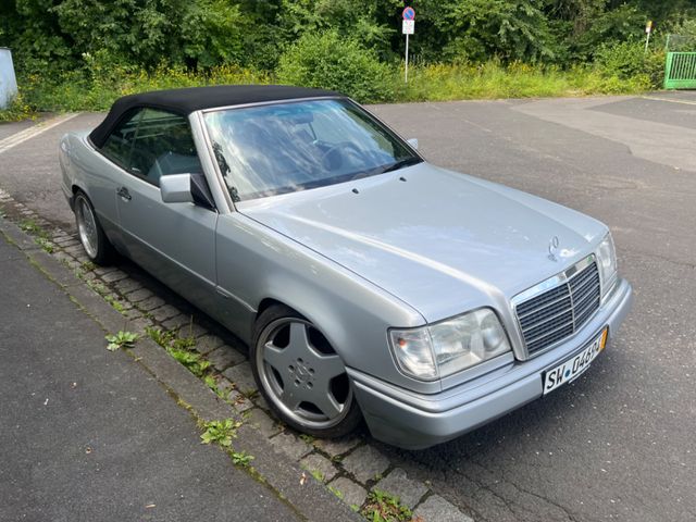 Mercedes-Benz E 220*Cabrio*Automatik*Leder*Tüv neu*Top*